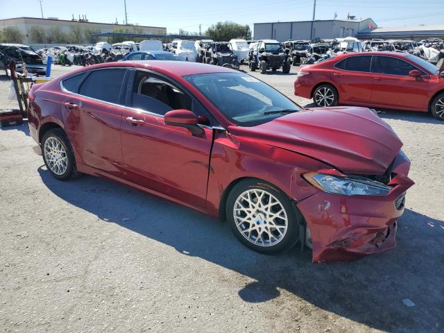 3FA6P0LUXHR326944 - 2017 FORD FUSION SE HYBRID RED photo 4