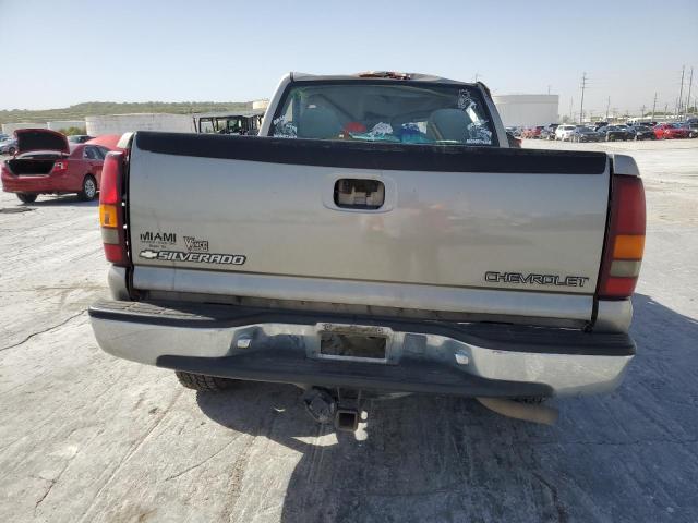 1GCEK14T6YZ275731 - 2000 CHEVROLET SILV1500 2 K1500 SILVER photo 10