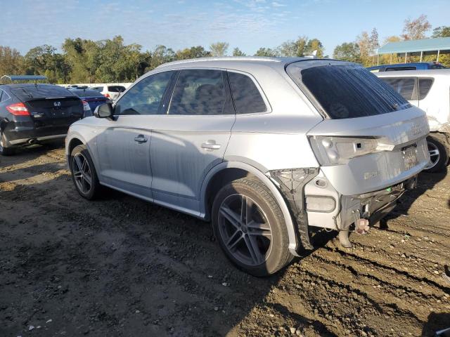 WA1C4AFY1J2022156 - 2018 AUDI SQ5 PRESTIGE SILVER photo 2