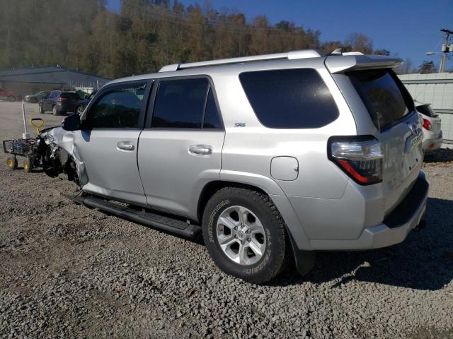 JTEBU5JR0H5431388 - 2017 TOYOTA 4RUNNER SR5/SR5 PREMIUM 银色 照片 2