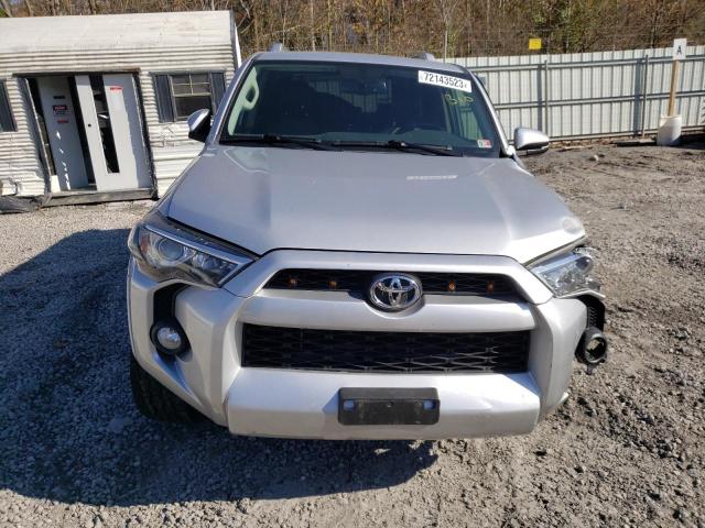 JTEBU5JR0H5431388 - 2017 TOYOTA 4RUNNER SR5/SR5 PREMIUM 银色 照片 5
