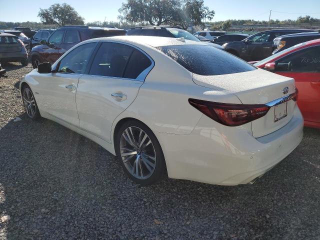 JN1AV7AP3JM160056 - 2018 INFINITI Q50 HYBRID LUXE WHITE photo 2