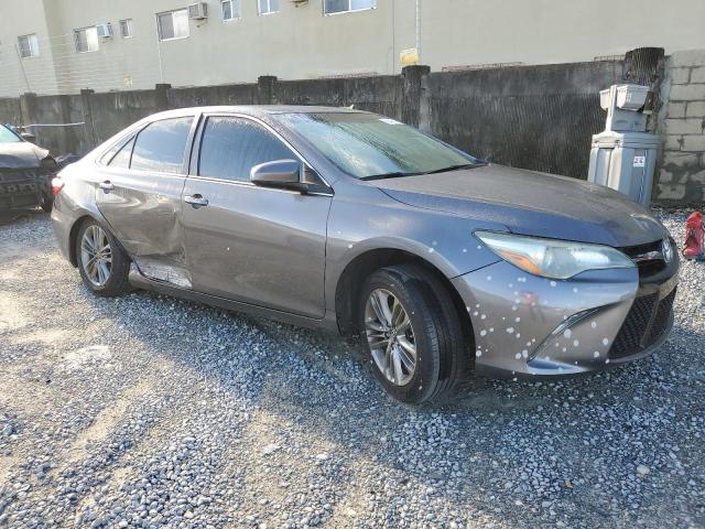 4T1BF1FK5GU213997 - 2016 TOYOTA CAMRY LE GRAY photo 4