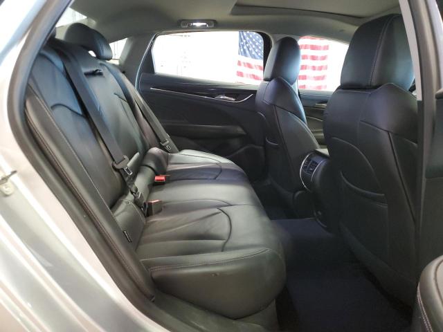 1G4ZP5SS7HU171200 - 2017 BUICK LACROSSE ESSENCE SILVER photo 10