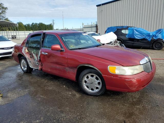 1LNHM82W1YY843656 - 2000 LINCOLN TOWN CAR SIGNATURE RED photo 4