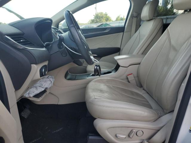 5LMCJ3D9XKUL51670 - 2019 LINCOLN MKC RESERVE WHITE photo 7