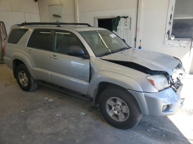 JTEBU14R39K037990 - 2009 TOYOTA 4RUNNER SR5 SILVER photo 4