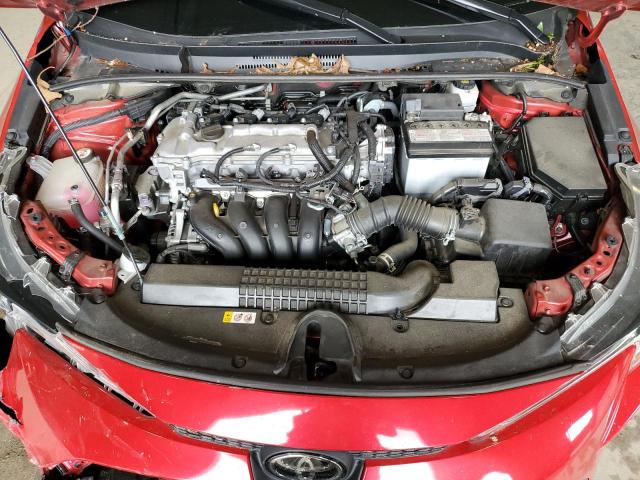 5YFEPMAE2MP268644 - 2021 TOYOTA COROLLA LE RED photo 11