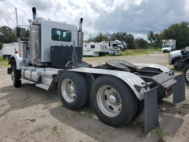 1XKWDB0X27J177441 - 2007 KENWORTH CONSTRUCTI W900 SILVER photo 3