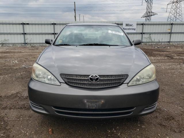 4T1BF32K02U510962 - 2002 TOYOTA CAMRY LE GRAY photo 5