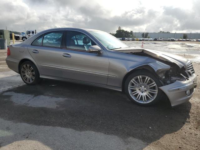 WDBUF56X67B103938 - 2007 MERCEDES-BENZ E 350 SILVER photo 4