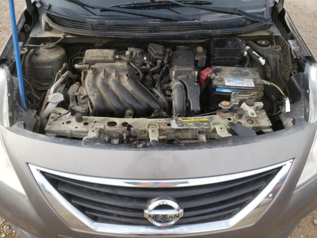 3N1CN7AP6CL823917 - 2012 NISSAN VERSA S BROWN photo 11