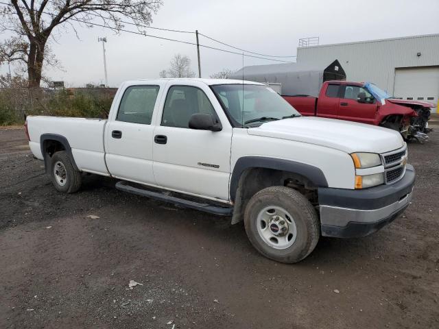 1GCHC23U76F225588 - 2006 CHEVROLET SILVERADO C2500 HEAVY DUTY WHITE photo 4