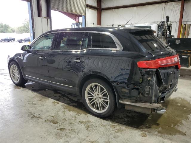 2LMHJ5AT2KBL03384 - 2019 LINCOLN MKT BLACK photo 2