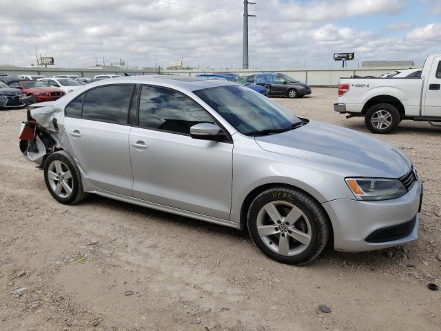 3VWLL7AJ6BM070927 - 2011 VOLKSWAGEN JETTA TDI SILVER photo 4