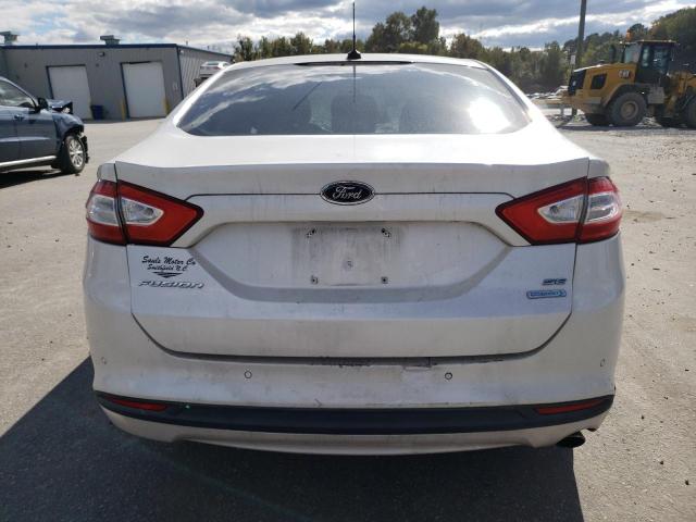 3FA6P0HRXDR188353 - 2013 FORD FUSION SE WHITE photo 6