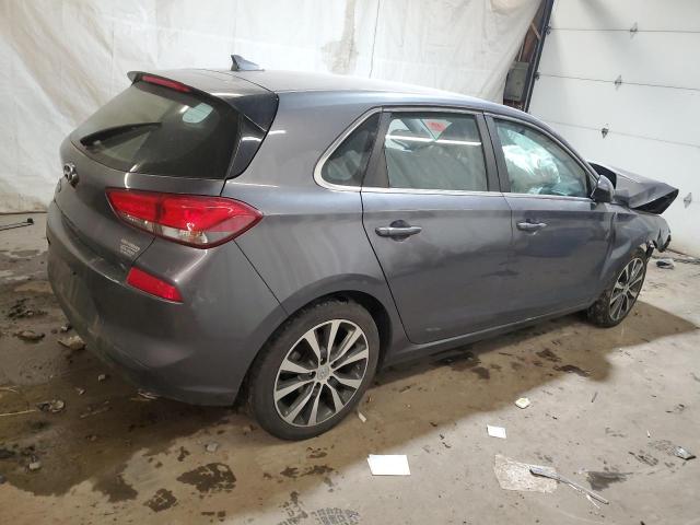 KMHH35LE4JU033040 - 2018 HYUNDAI ELANTRA GT SILVER photo 3