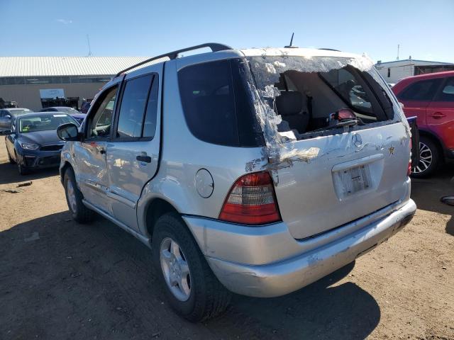 4JGAB54EX1A240701 - 2001 MERCEDES-BENZ ML320 320 SILVER photo 2