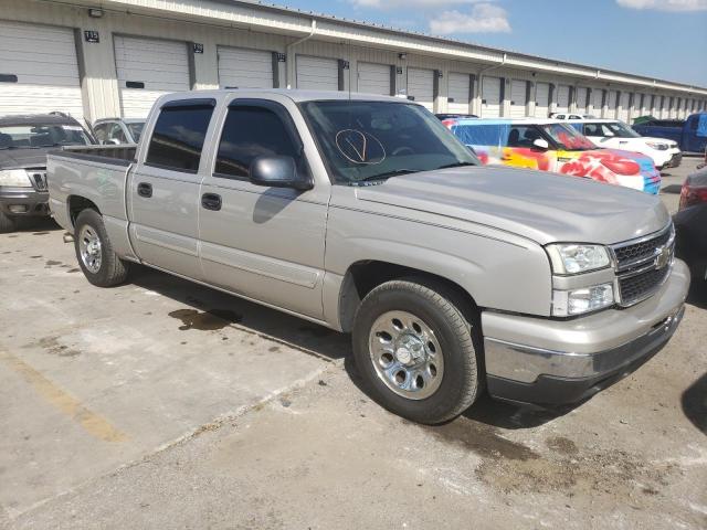 2GCEC13V871114045 - 2007 CHEVROLET SILVERADO C1500 CLASSIC CREW CAB SILVER photo 4