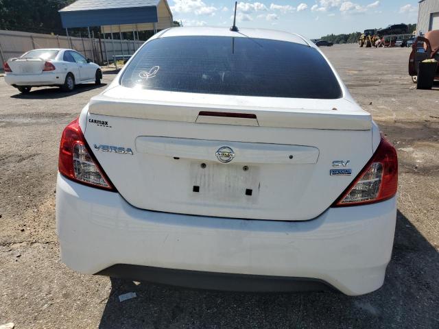 3N1CN7AP7KL880495 - 2019 NISSAN VERSA S WHITE photo 6