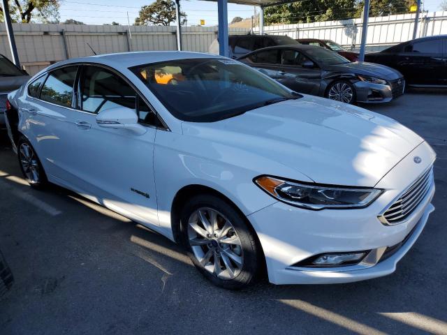 3FA6P0LU1HR408948 - 2017 FORD FUSION SE HYBRID WHITE photo 4