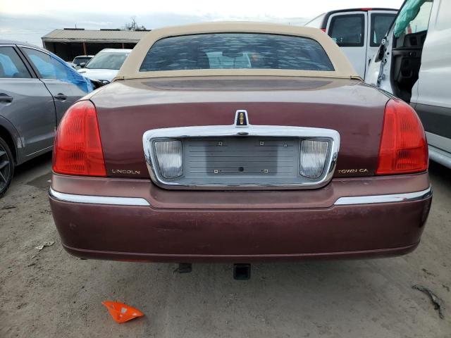 1LNHM81W83Y667621 - 2003 LINCOLN TOWN CAR EXECUTIVE BURGUNDY photo 6