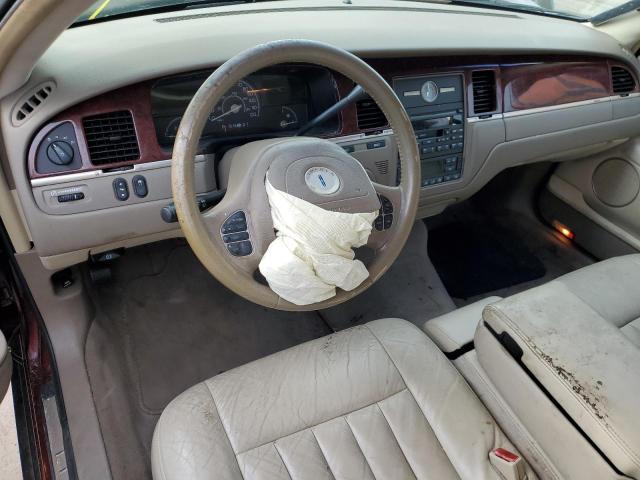 1LNHM81W83Y667621 - 2003 LINCOLN TOWN CAR EXECUTIVE BURGUNDY photo 8