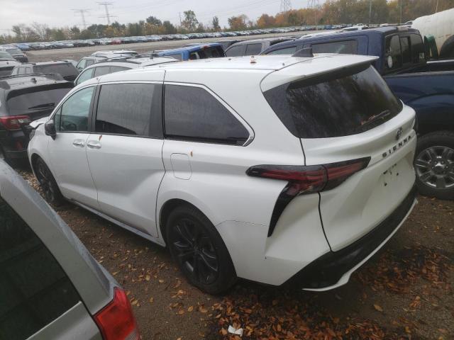 5TDXRKEC2PS151531 - 2023 TOYOTA SIENNA XSE WHITE photo 2