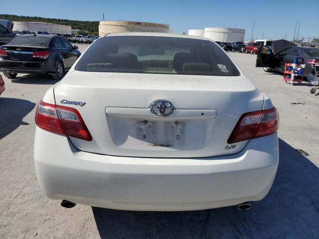 JTNBK46K173008292 - 2007 TOYOTA CAMRY LE WHITE photo 6