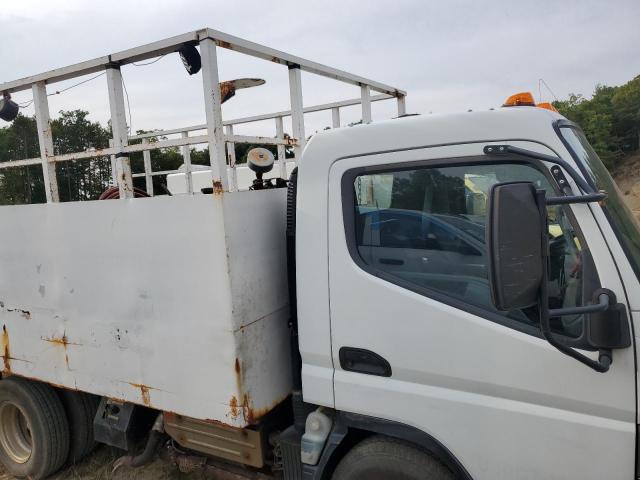 JL6AMC1A9CK014707 - 2012 MITSUBISHI FE FEC52S WHITE photo 11