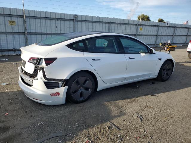 5YJ3E1EA1MF070734 - 2021 TESLA MODEL 3 WHITE photo 3