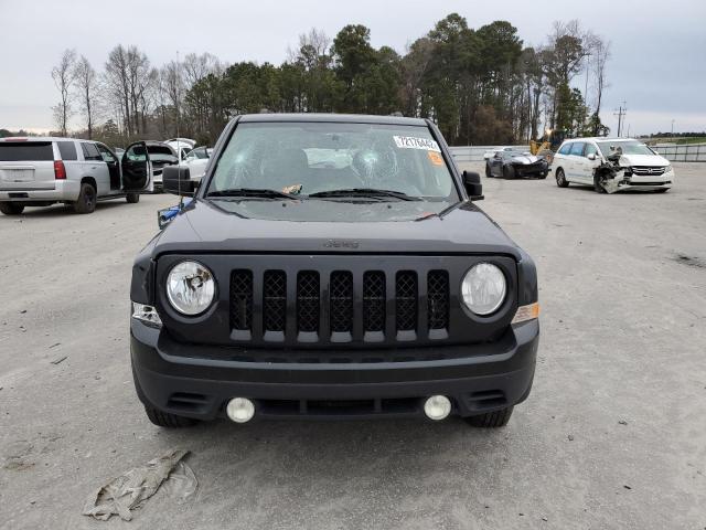 1C4NJRFB6ED810362 - 2014 JEEP PATRIOT LATITUDE BLACK photo 5