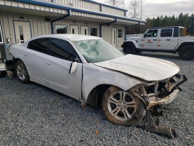 2C3CDXBG0LH162798 - 2020 DODGE CHARGER SXT WHITE photo 4