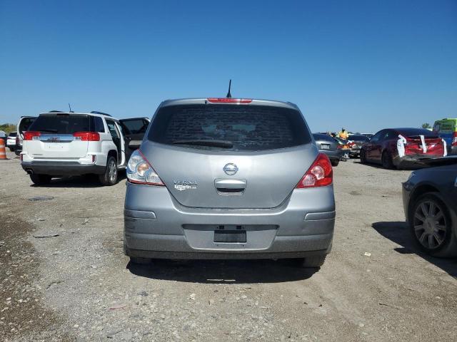 3N1BC1CP1CK233044 - 2012 NISSAN VERSA S GRAY photo 6