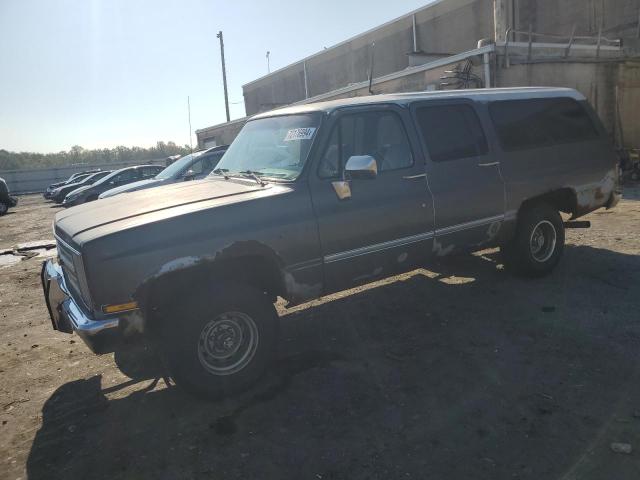 1988 CHEVROLET SUBURBAN V10, 