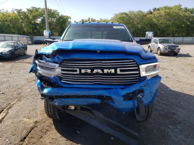 3C6UR5FL8NG126431 - 2022 RAM 2500 LARAMIE BLUE photo 5