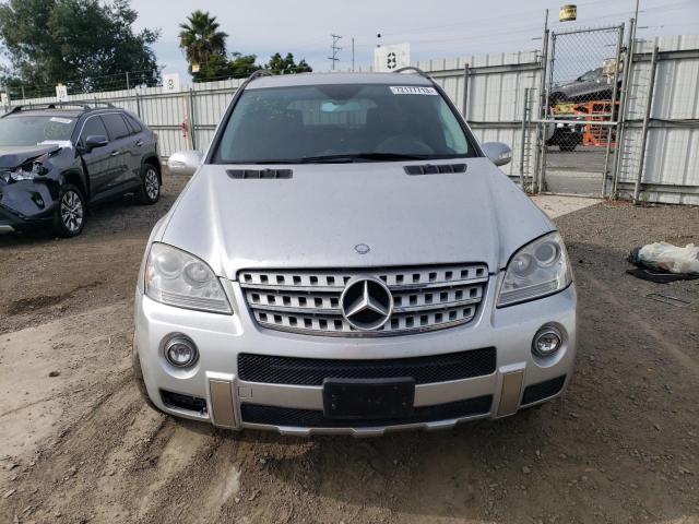 4JGBB72E58A309534 - 2008 MERCEDES-BENZ ML 550 SILVER photo 5