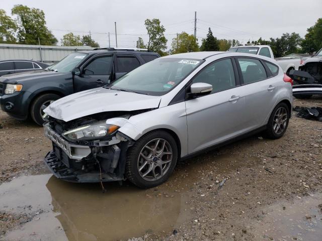 1FADP3K28FL313159 - 2015 FORD FOCUS SE SILVER photo 1