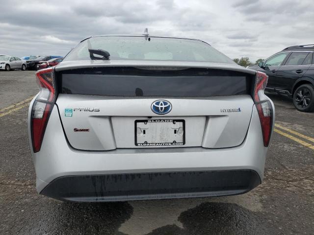 JTDKARFU4G3025657 - 2016 TOYOTA PRIUS SILVER photo 6