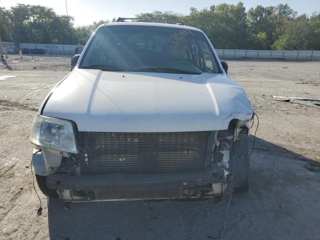 4M2YU57146KJ15887 - 2006 MERCURY MARINER WHITE photo 5