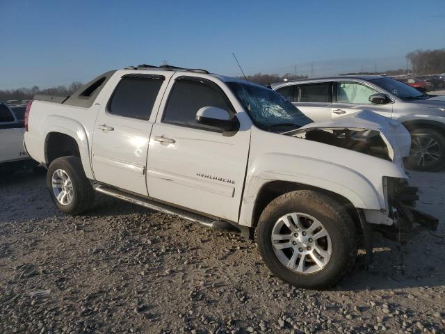 3GNTKFE75CG216398 - 2012 CHEVROLET AVALANCHE LT WHITE photo 4