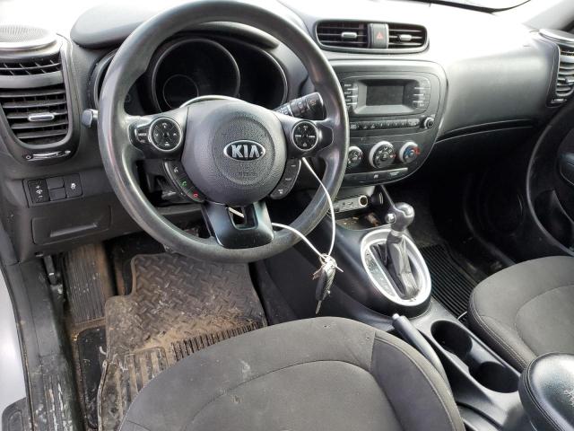 KNDJN2A24F7806683 - 2015 KIA SOUL GRAY photo 8