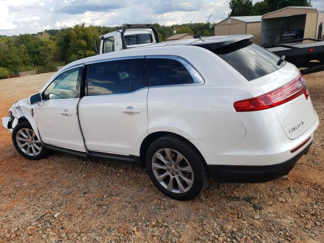 2LMHJ5AT3JBL00248 - 2018 LINCOLN MKT WHITE photo 2