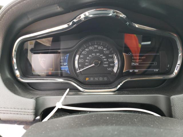 2LMHJ5AT3JBL00248 - 2018 LINCOLN MKT WHITE photo 9