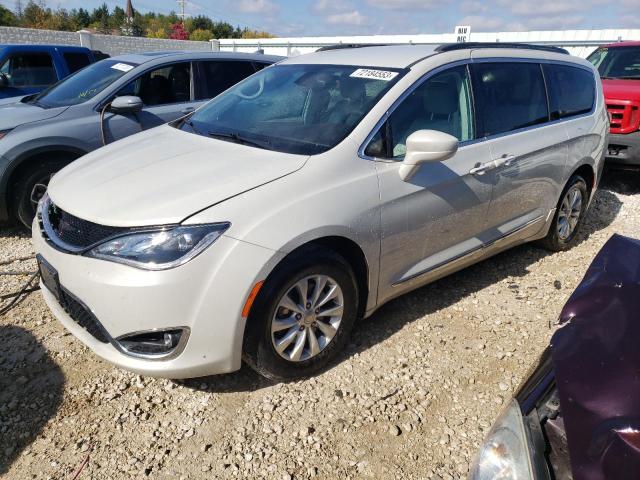 2C4RC1BG4HR759895 - 2017 CHRYSLER PACIFICA TOURING L BEIGE photo 1