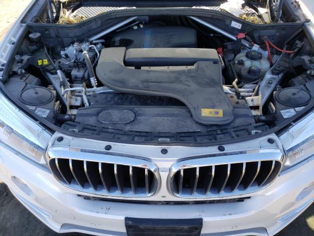 5UXKT0C5XG0S76959 - 2016 BMW X5 XDR40E WHITE photo 12