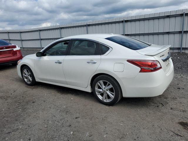 1N4AL3AP5DC266326 - 2013 NISSAN ALTIMA 2.5 WHITE photo 2