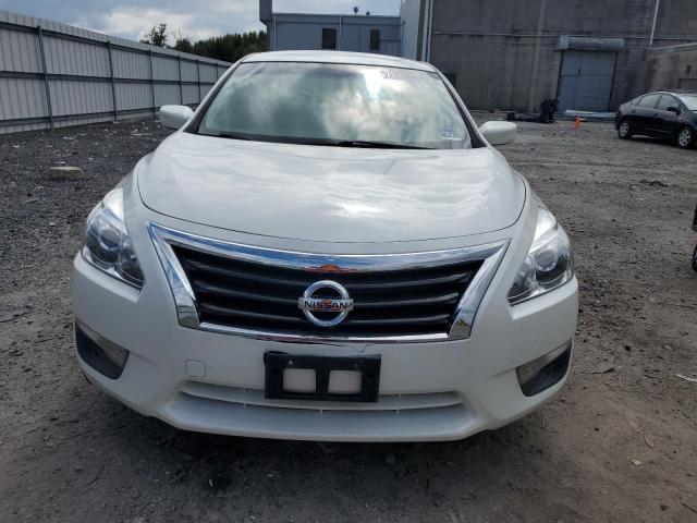 1N4AL3AP5DC266326 - 2013 NISSAN ALTIMA 2.5 WHITE photo 5