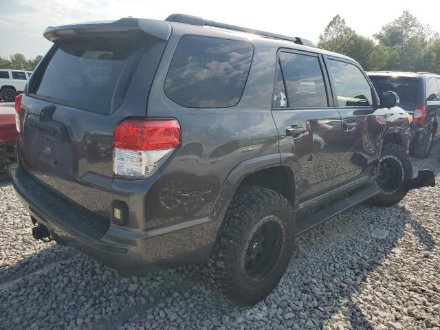 JTEBU5JR0D5119310 - 2013 TOYOTA 4RUNNER SR5 GRAY photo 3