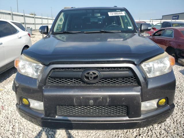 JTEBU5JR0D5119310 - 2013 TOYOTA 4RUNNER SR5 GRAY photo 5